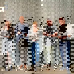 Opslag fra instagram der omhandler Boost dit brand med dine medarbejdere